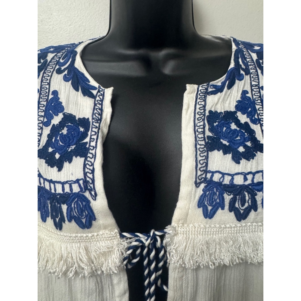 NEW Zara Trafaluc Embroidered Smocked Cardigan Size Medium White and Blue Flawed - Picture 6 of 16